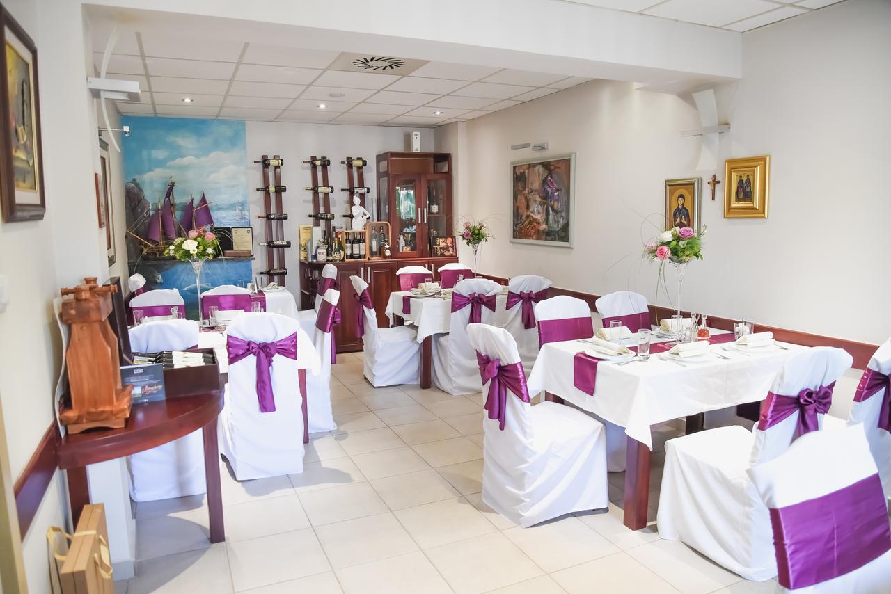 Hotel Mk, Plavi Restoran, Loznica Exterior photo